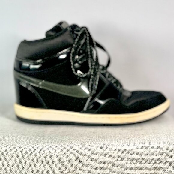 Nike Force High Top Sneakers Women’s Size 8 Black Glossy Classic Streetwear - Picture 7 of 16